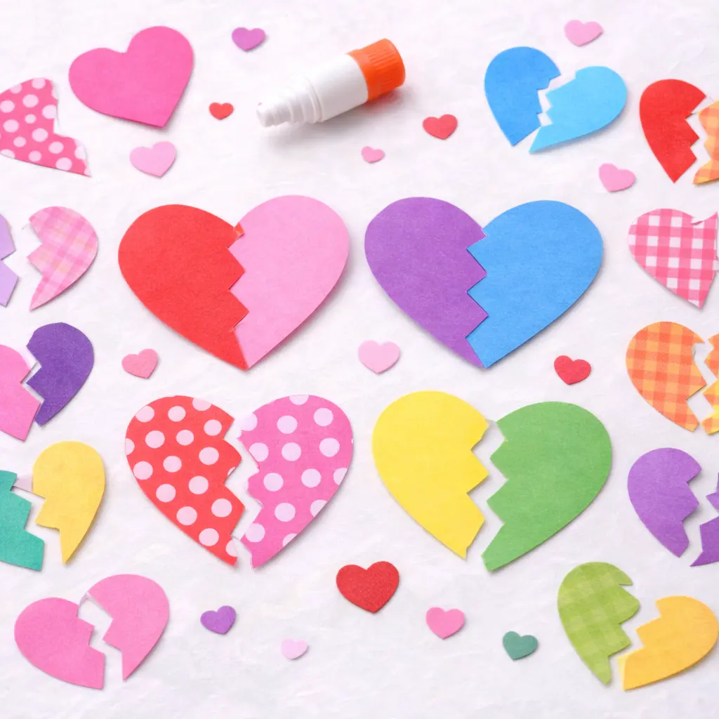 valentines day craft preschool: Heart Shape Matching Craft
